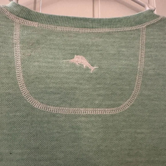 NWOT Men’s Long Sleeve Reversible Tommy Bahama Pullover - Picture 4 of 13